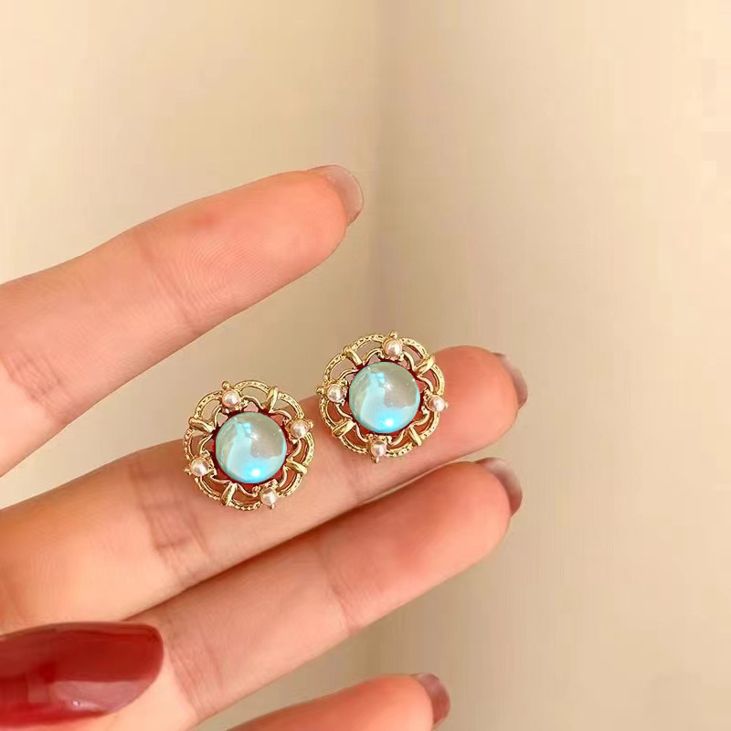 Good morning! Retro French court-style handcrafted ear studs for women, trendy and unique in Instagram design, starry sky earrings Specification drawing