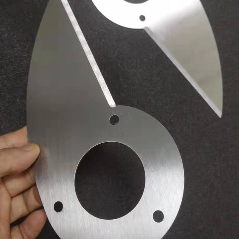 Manufacturing of non-standard blades in circular, long, toothed, arc-shaped shapes for papermaking, printing, plastic, food packaging, shearing, and special-shaped blades Application Scenario