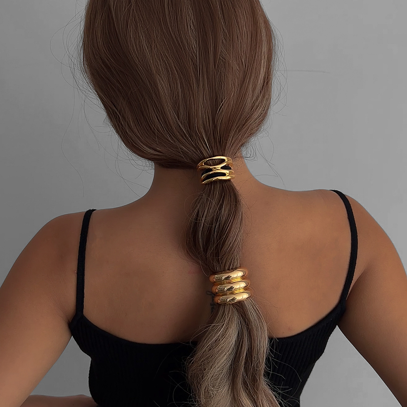 Wholesale 2024 new hollowed-out curved hair band, summer versatile and high-end hair tie, ponytail hair accessory full figure