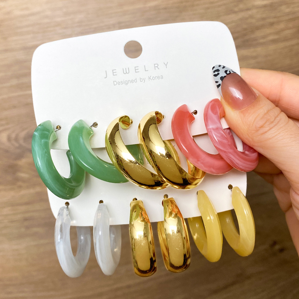 European and American cross-border acetic acid board earring set of 3 pairs, creative new style, retro C-shaped letter resin earrings details Picture