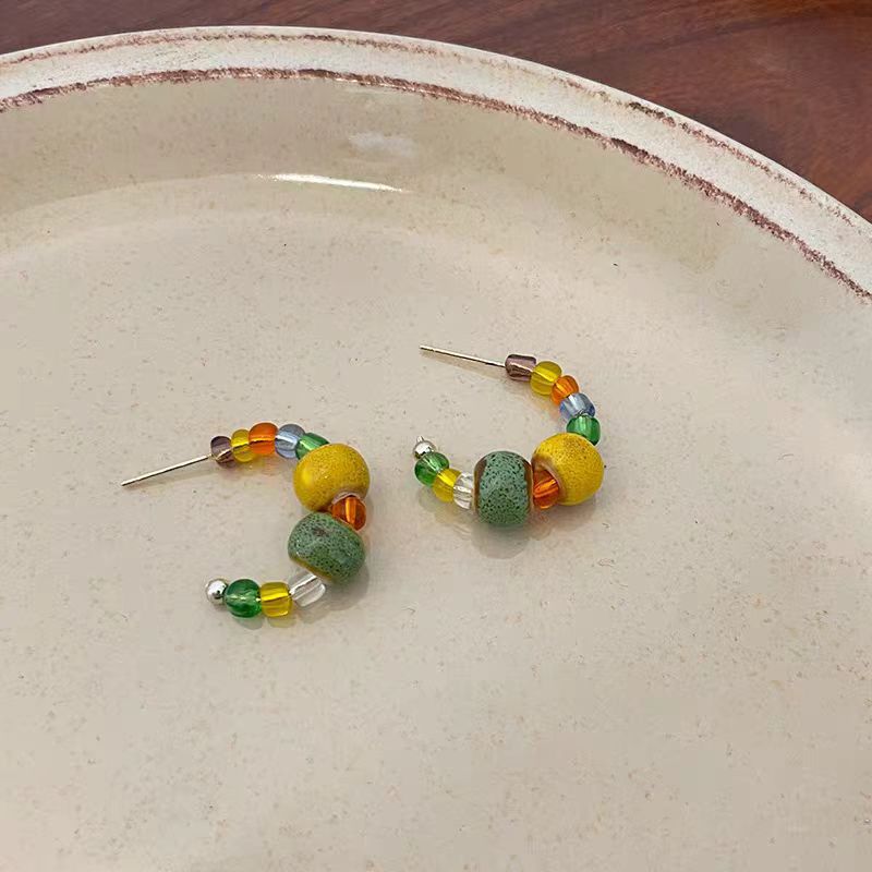 2025 New Chinese-style anti-natural stone beaded earrings, women's summer light luxury high-end earrings, versatile and elegant stud earrings Application Scenario