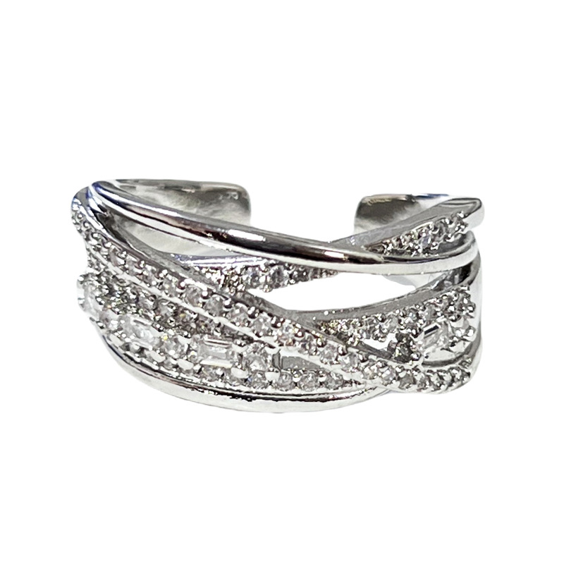 A light luxury, super shiny, full diamond, four-leaf clover, elegant open ring for women, multi-layered fashion, high-end feel, and a niche design sense ring Item Picture