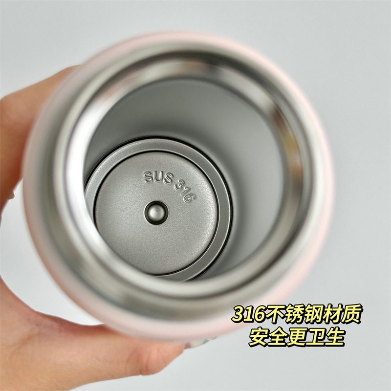 Solid color simple and bouncy double-drinking straw cup, office business portable stainless steel insulated cup gift manufacturer wholesale Application Scenario