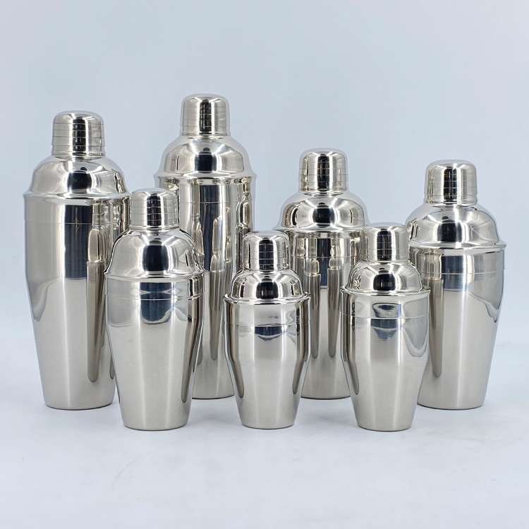 Stainless steel shaker cup set cocktail shaker complete 700ml three-section milk tea bar mixing tools Specification drawing