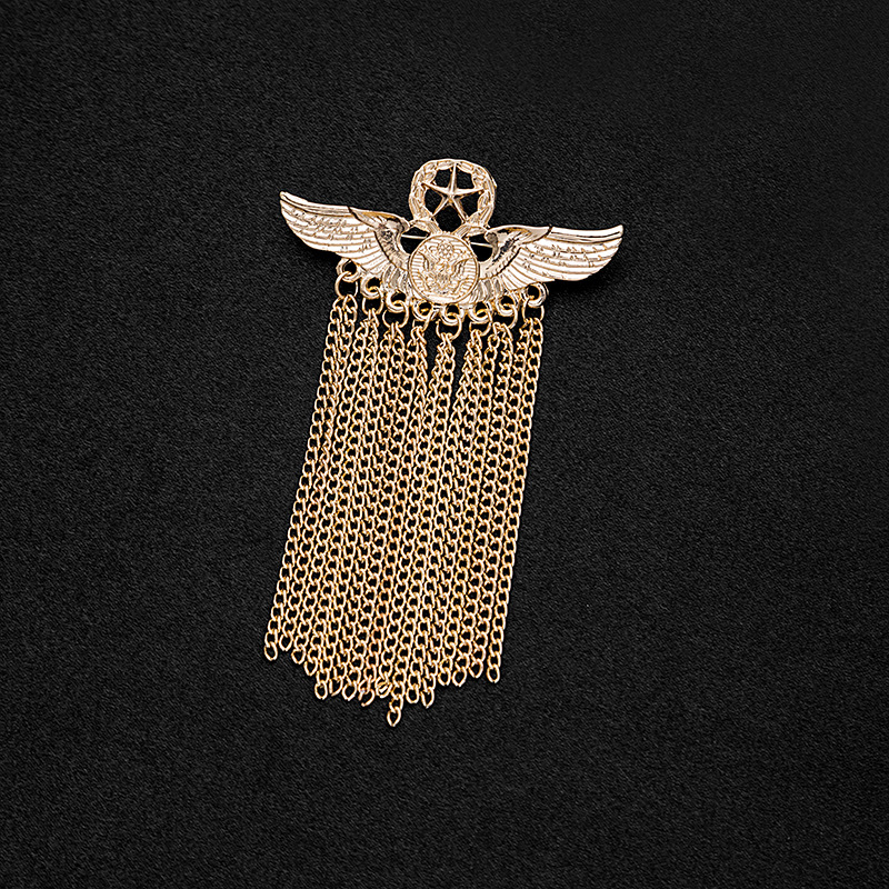 European and American brand creative British five-pointed star badge, angel wing chain tassel brooch and pin, 100 matching accessories Application Scenario