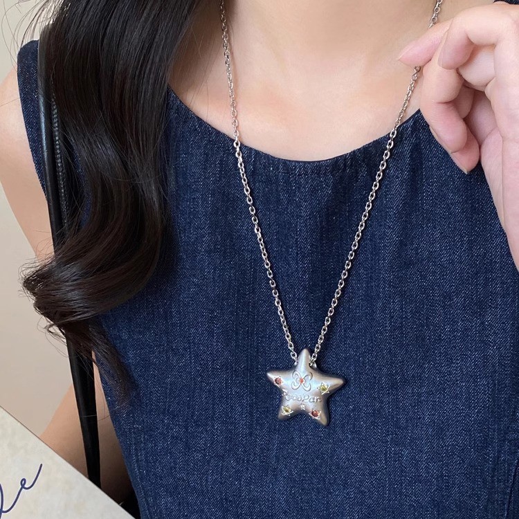 "Lucky Star" Dopamine Little Star necklace, cold style five-pointed star long hoodie chain Pendant, collarbone chain for women Specification drawing