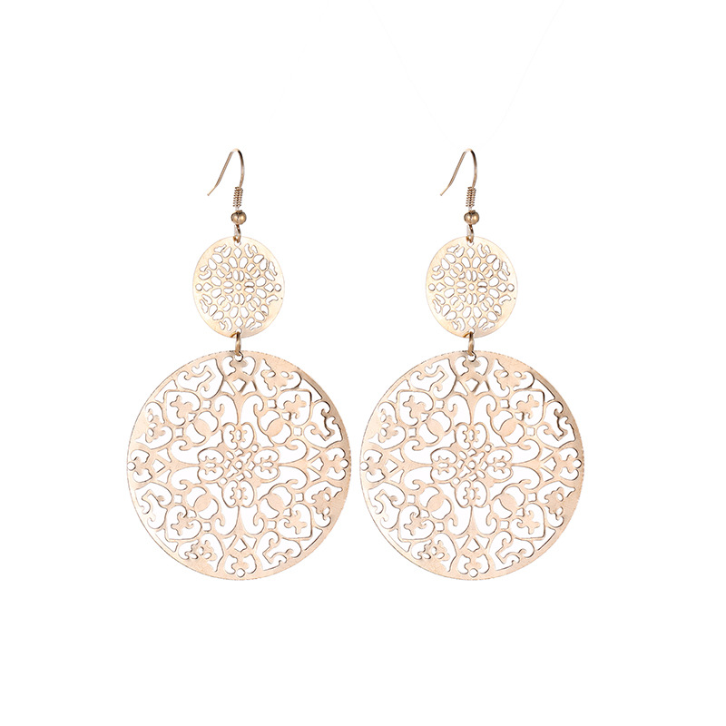 Cross-border best-selling European and American fashion earrings, retro hollowed-out round frosted earrings, court ethnic style carved stud earrings Item Picture