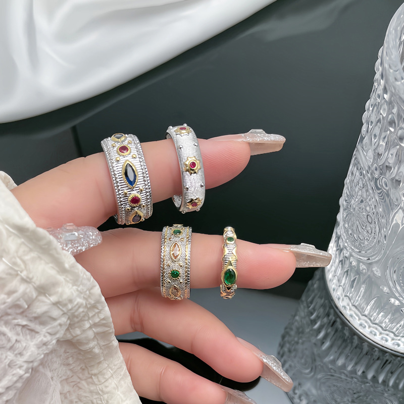 Medieval court-style brushed craftsmanship, high-end retro lace open ring, women's fashion, exquisite and niche ring trend full figure
