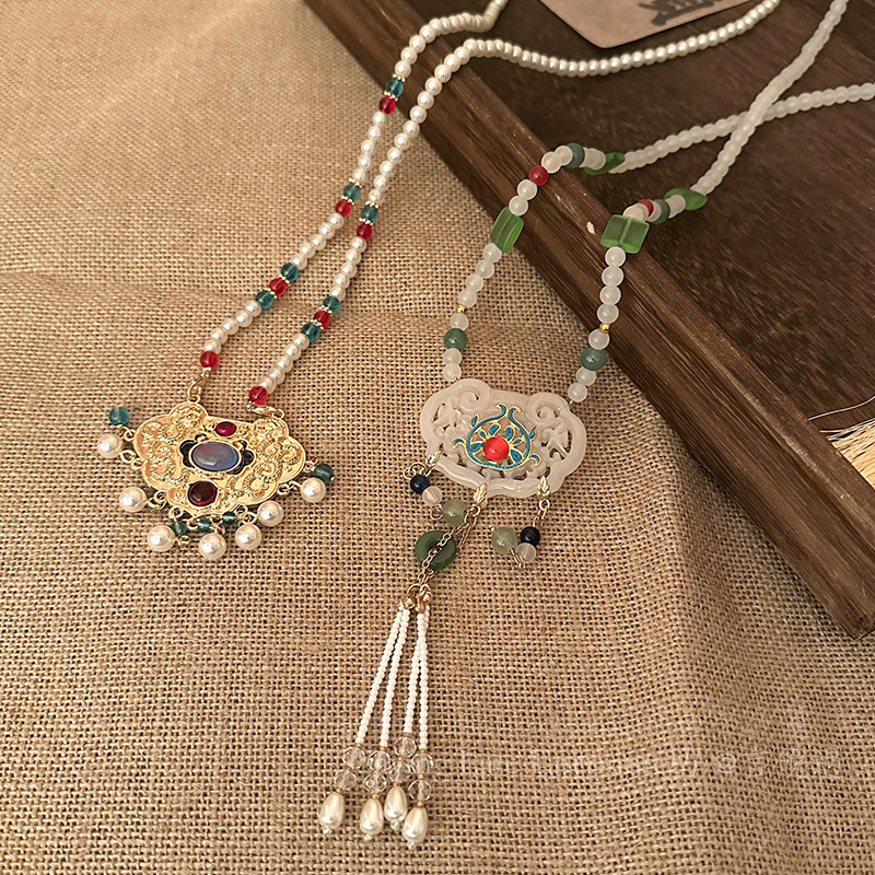 Retro necklace, cloud-fringed horse face dress, necklace accessory, ancient-style Hanfu, new Chinese-style collar, green ancient-style national style full figure