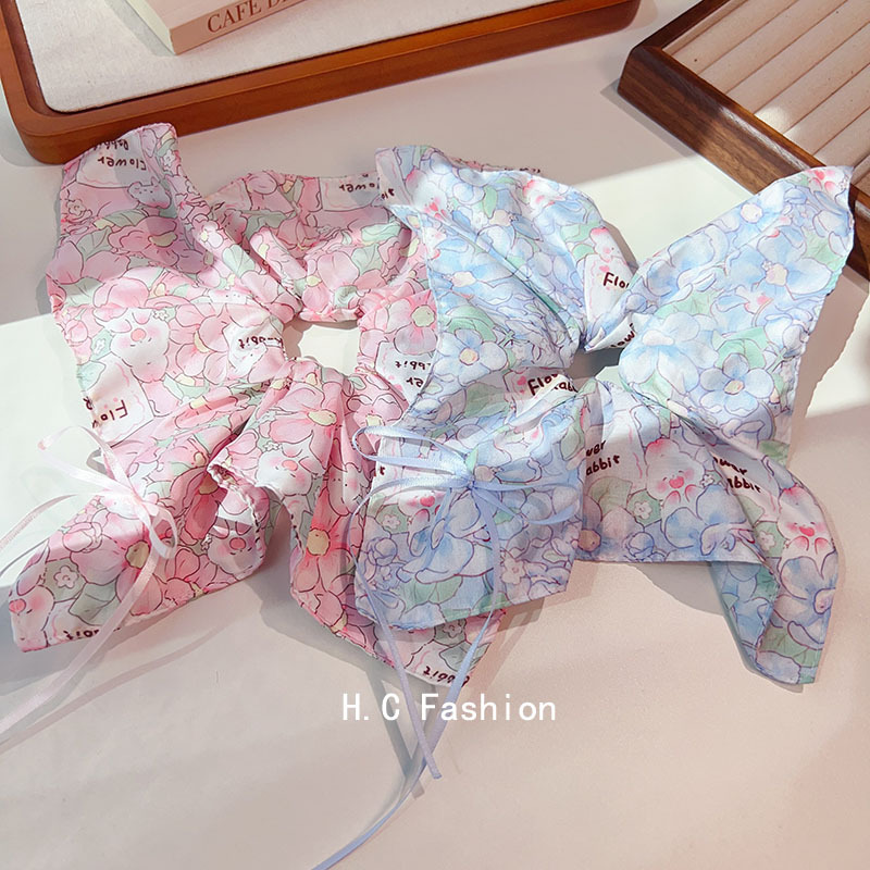 Korean-style bow flower square scarf large intestine hair band, fresh and sweet, ponytail hair tie, niche leather band hair accessory for women Application Scenario