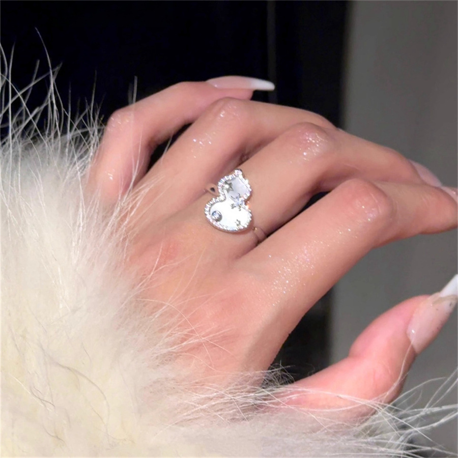 New Chinese-style gourd mother-of-pearl ring for women, no color fading, niche design, high-end feel, light luxury, sparkling diamond opening adjustment ring Item Picture