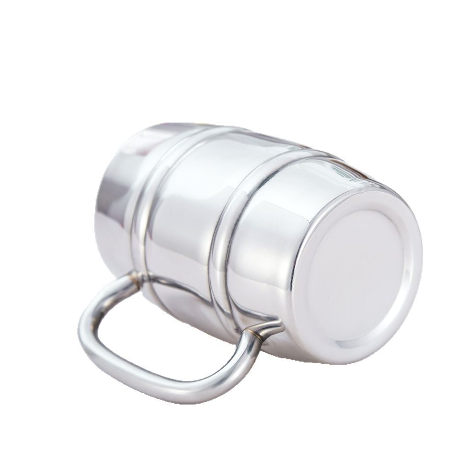 Double-layer stainless steel beer mugs, barrels, coffee cups, wine utensils, wine glasses, double-layer insulated cups, metal water cups, portable for cross-border use Application Scenario