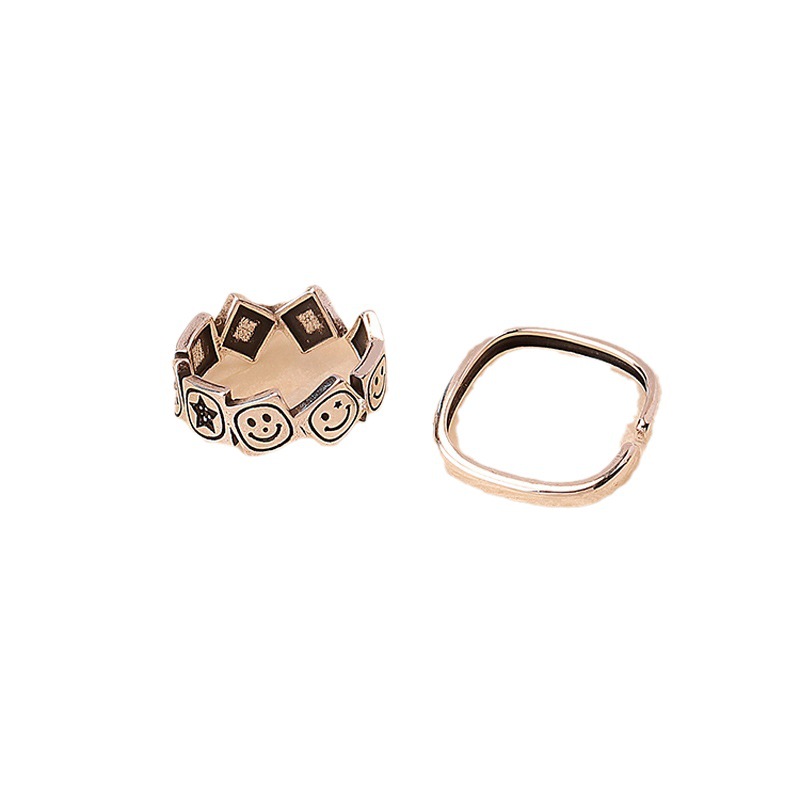 Retro square smiling face ring, a niche design for women, plain letter ring index finger ring, fashionable and individual, best friend ring tail ring Item Picture