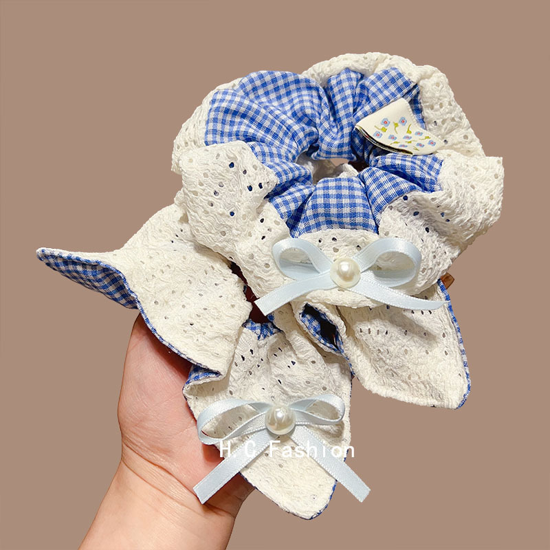 Korean-style blue checkered square scarf, large intestine hair band, women's high-end look, hair tie, bun hairstyle, low ponytail hair tie, hair accessory Specification drawing