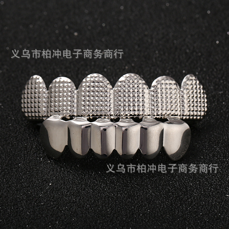 Lattice striped hip-hop braces 18k gold-plated six-toothed golden teeth Halloween vampire dentures accessory grills hee Application Scenario