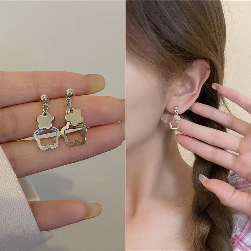 ins Silver Needle Flower Stud earrings for Women, a niche design for summer, 2025 new style earrings, trendy and high-end, light luxury earrings full figure