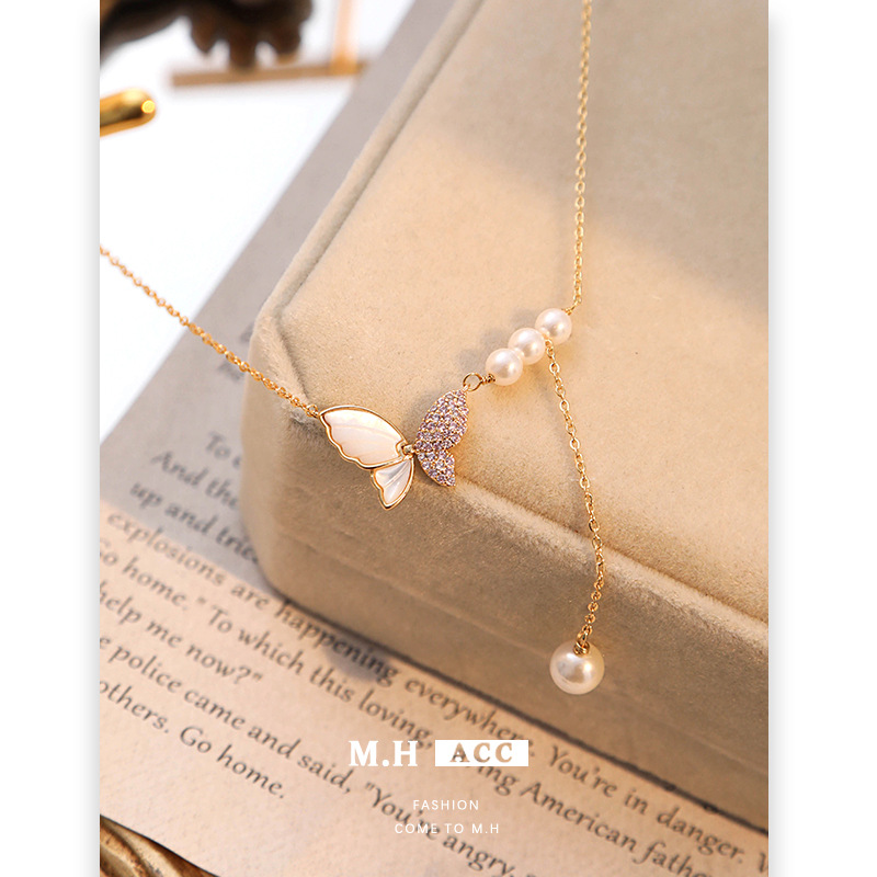 Asymmetrical mother-of-pearl butterfly pearl necklace, women's ins style Korean high-end collarbone chain, copper gold-plated fashionable pendant Specification drawing