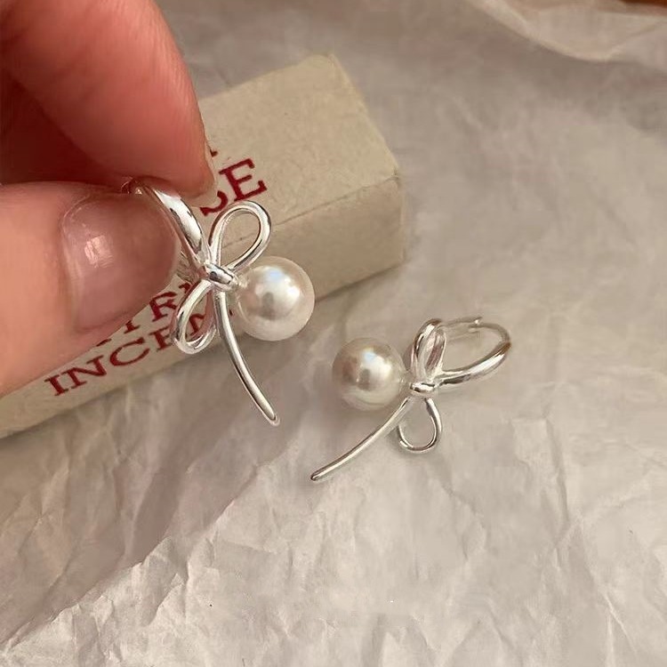 Ballet Girl ~ French bow pearl Stud earrings 2025 New Bestseller, high-end and light luxury earrings and earrings Summer details Picture