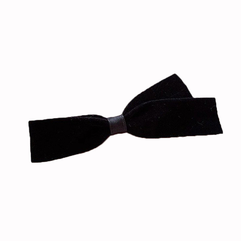 Simple black velvet bow hair clip, new spring and summer semi-tied side hair accessory for children, spring and summer duckbill clip Item Picture