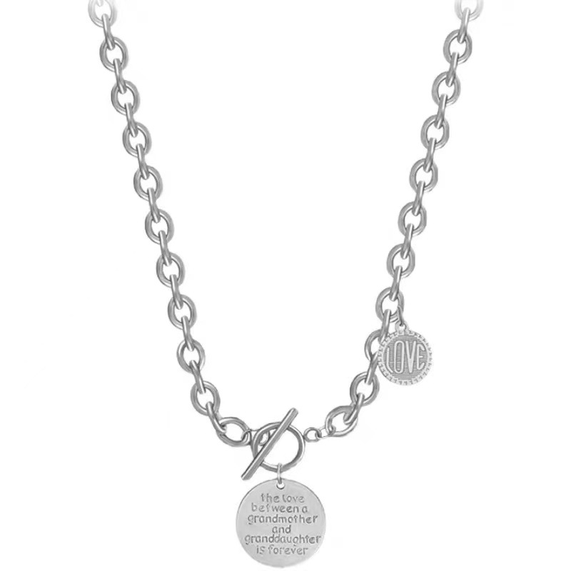 Niche and unique round pendant chain necklace for girls, 2023 new trendy Instagram hip-hop letter collarbone chain for men Item Picture