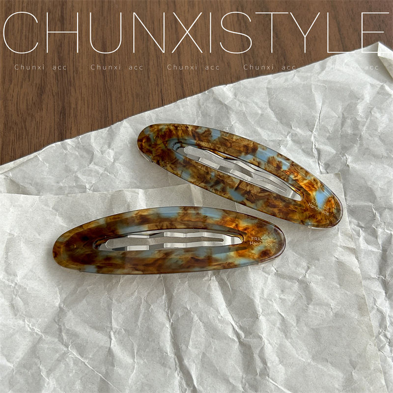 Hollowed-out oval BB clips, stylish blogger hair clips, acetate bangs clips, gold label side hair clips, hair clips, new headwear details Picture