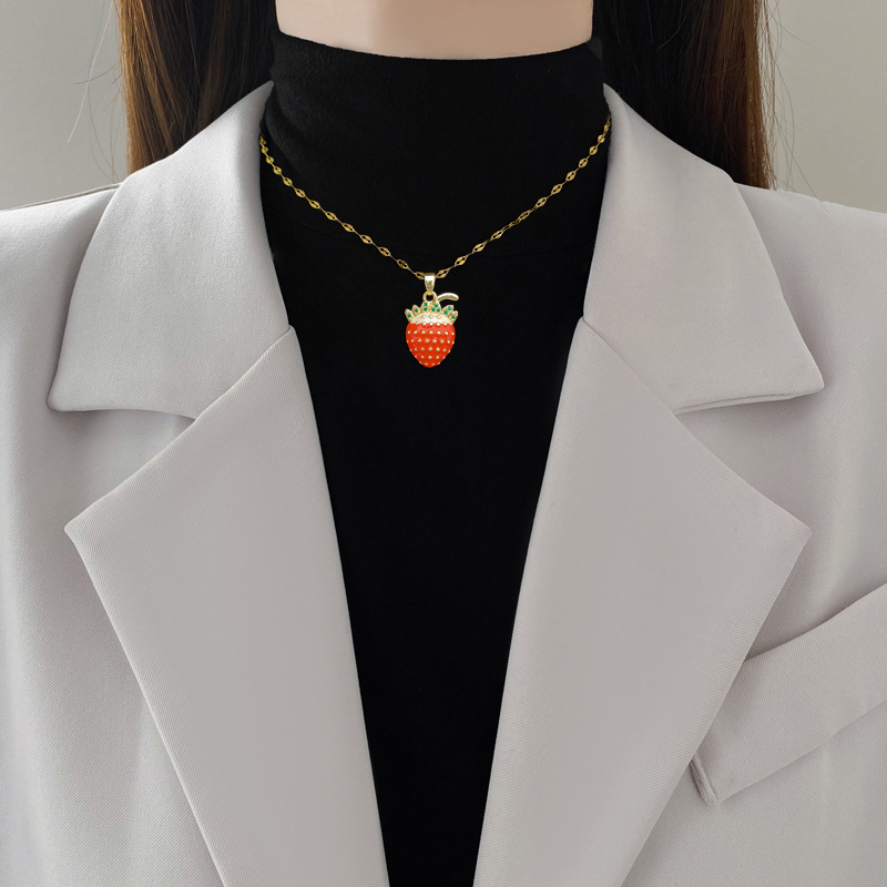 【 Titanium Steel 】 Fruit strawberry full diamond light luxury and elegant full diamond necklace, versatile collarbone chain titanium steel chain for women details Picture