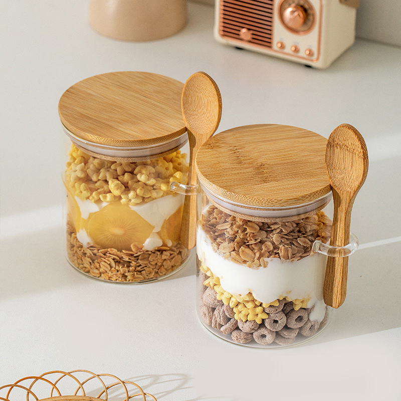 Glass round storage jar with spoon, high borosilicate glass seasoning jar, multi-purpose storage sealed jar, candy and tea jar details Picture