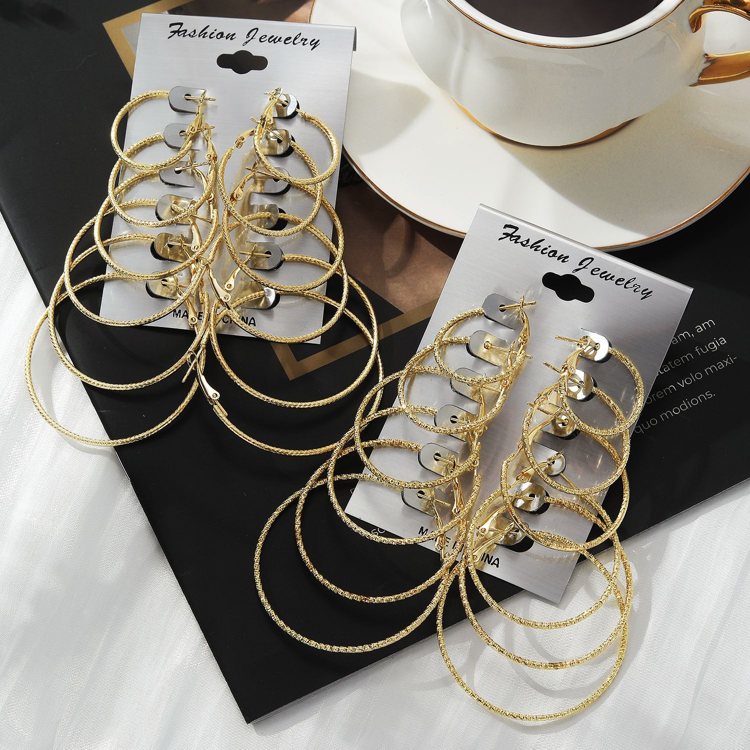 European and American cross-border fashion commuting 6 pairs of metal large ring earrings set, personalized and fashionable OL ear ring earrings wholesale full figure