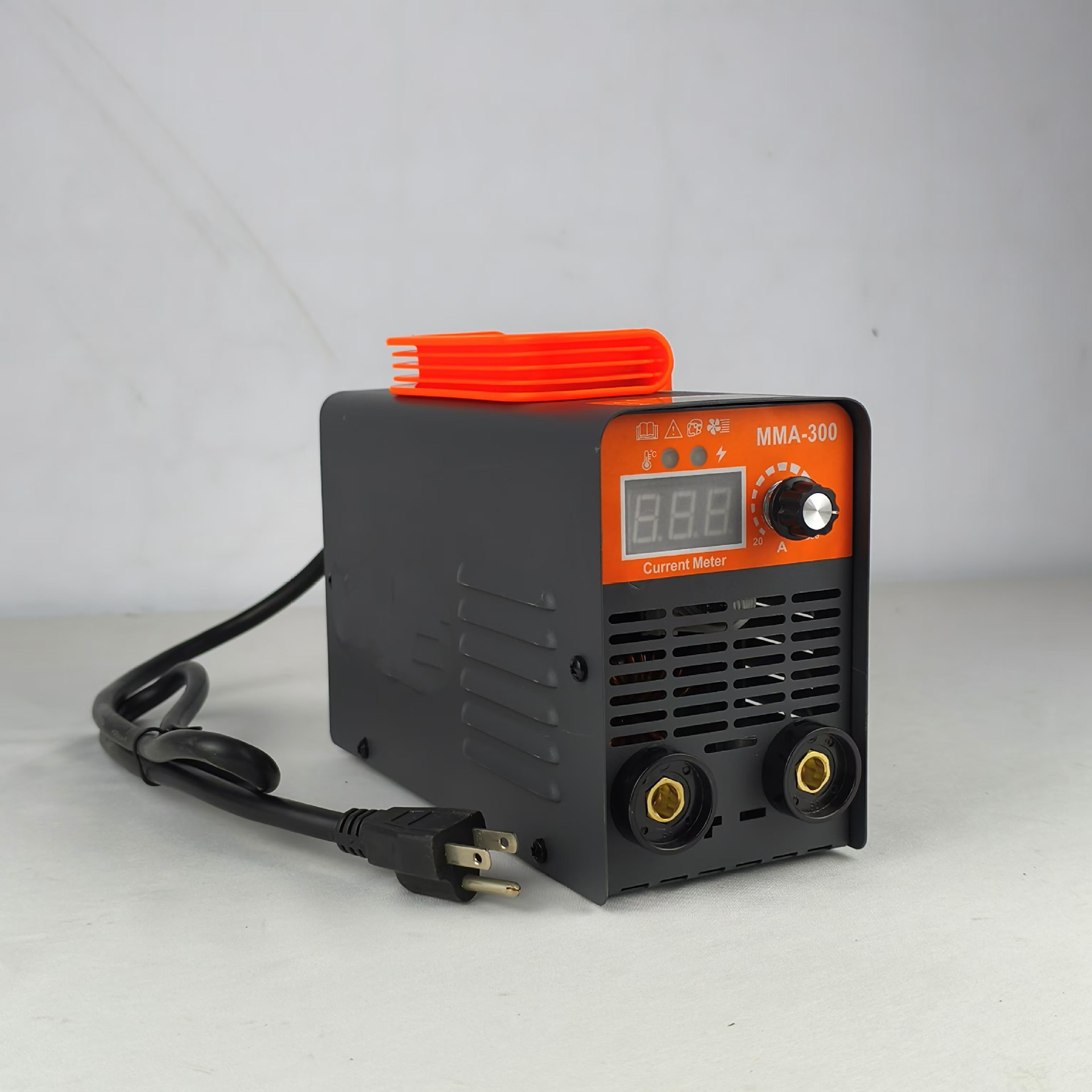 Cross-border Mexico, Brazil and US standard mini welding machine set MMA250 household small portable welding machine, industrial welding machine Application Scenario
