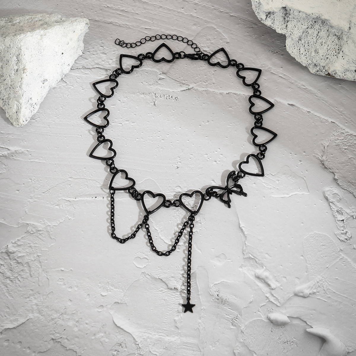 European and American cross-border star chain necklace with tassels, hip-hop collarbone chain, cold style butterfly heart circle necklace Specification drawing