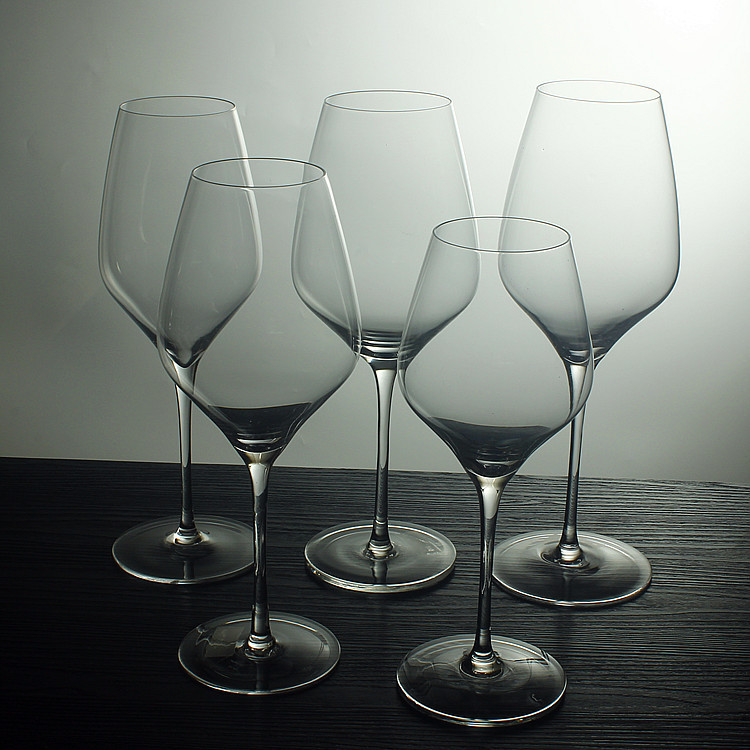 0069 lead-free crystal one-piece molded red wine glass, Bordeaux highball glass, red wine glass set Application Scenario
