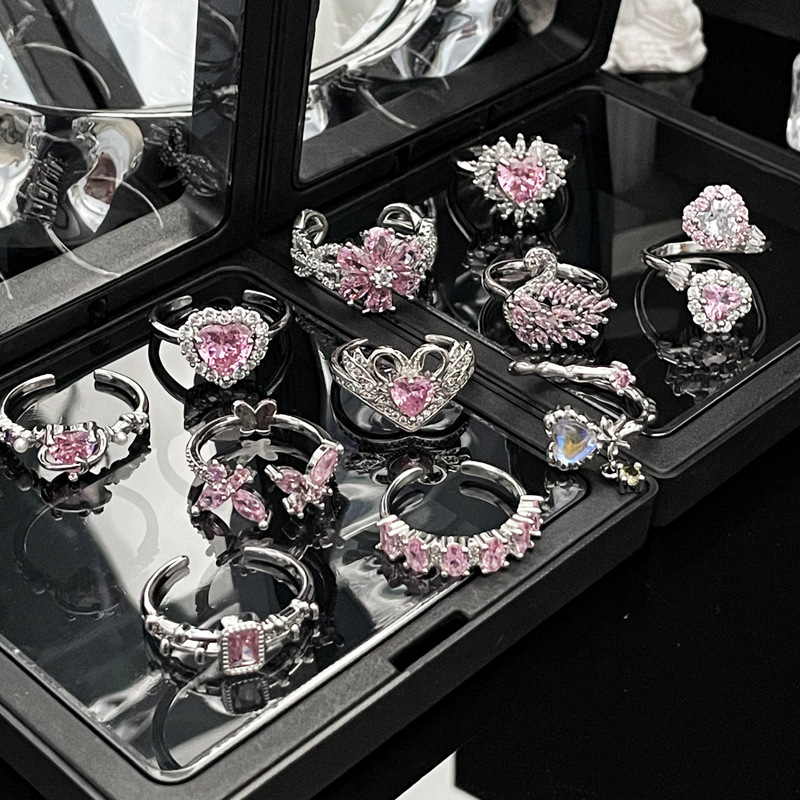 Light luxury pink diamond heart-shaped opening ring for women, sweet flowers, fashionable butterflies, swans, high-end and elegant, exquisite ring Application Scenario