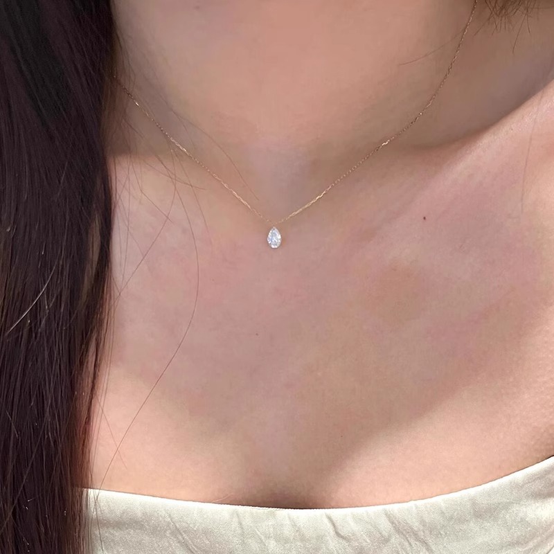 Minimalist style, light luxury, ultra-fine water drop diamond plain chain pendant necklace for women's autumn and winter new commuter collarbone chain full figure