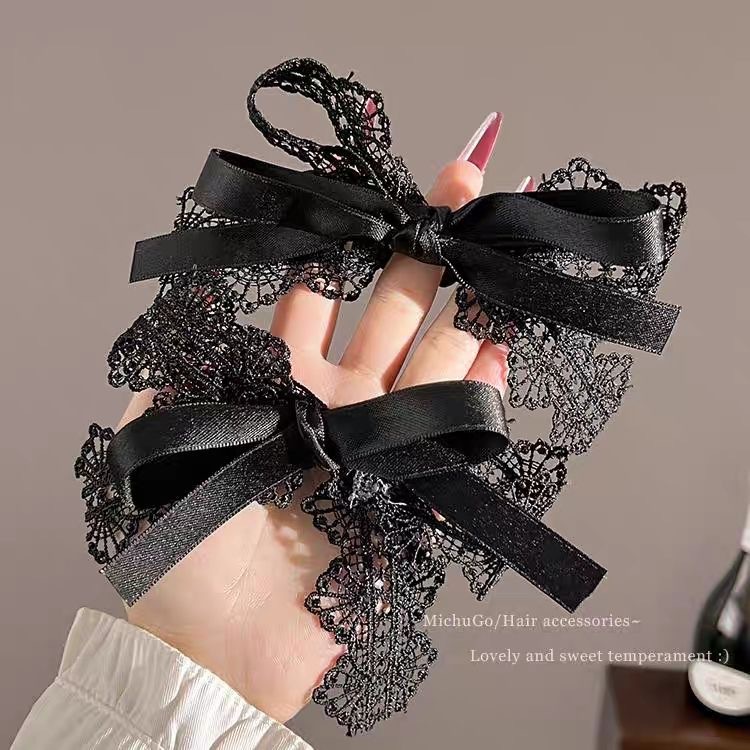 Black stylish hair tie, lace bow, ribbon ponytail hair band, high-end updo, shark clip, women's half tie, grappling clip Application Scenario