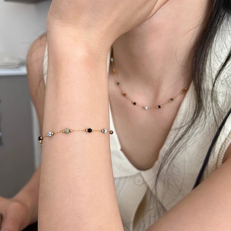 New European and American fashion, niche design, individual and simple style, handcrafted beaded necklace, bracelet cover, collarbone chain for women full figure