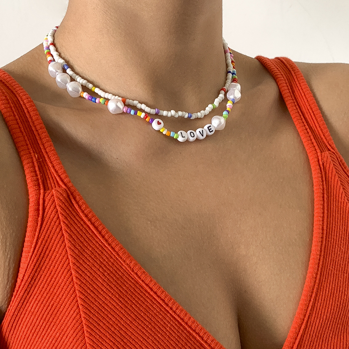 Retro mixed color patchwork imitation pearl collarbone chain, European and American creative acrylic letter rice bead woven necklace Specification drawing