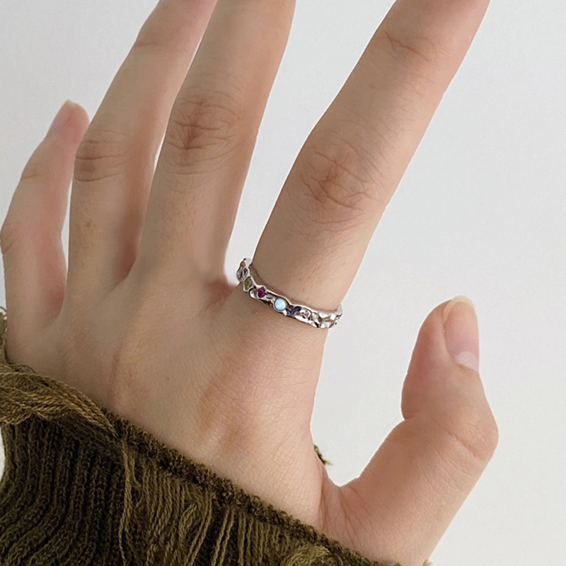 New retro colored zircon high-end open ring for women, a niche design with a cold style, fashionable and exquisite ring for women Application Scenario