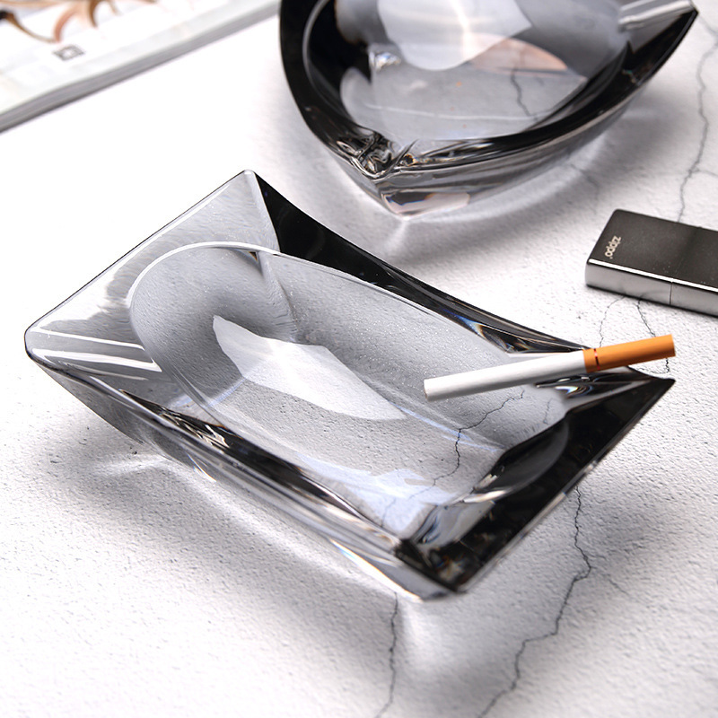 Lizun Crystal Treasure Boat Ashtray Hotel owner uses creative amber ashtrays and cigar ashtrays as hall decorations Specification drawing