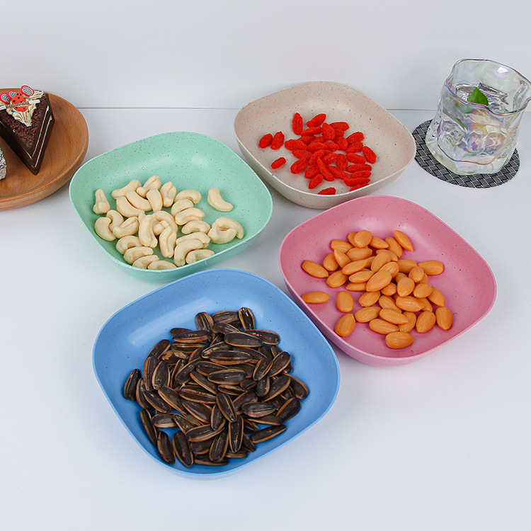 Wholesale of wheat straw bone-spitting plates, square plates, small plates, pickles plates, plastic square plates, snack and cake plates from manufacturers Application Scenario