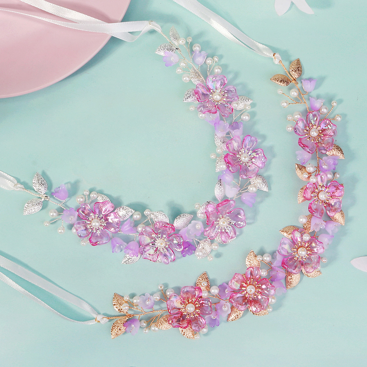 Pinkish-purple acrylic flower headband, forest-themed vacation style flower wreath headband, wedding performance banquet dress headwear for women details Picture