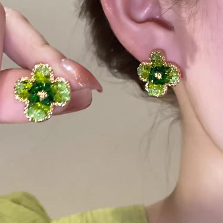 "Summer Rhapsody" Green crystal earrings with flower stud earrings, a high-end, light luxury, niche and unique earpiece for women full figure