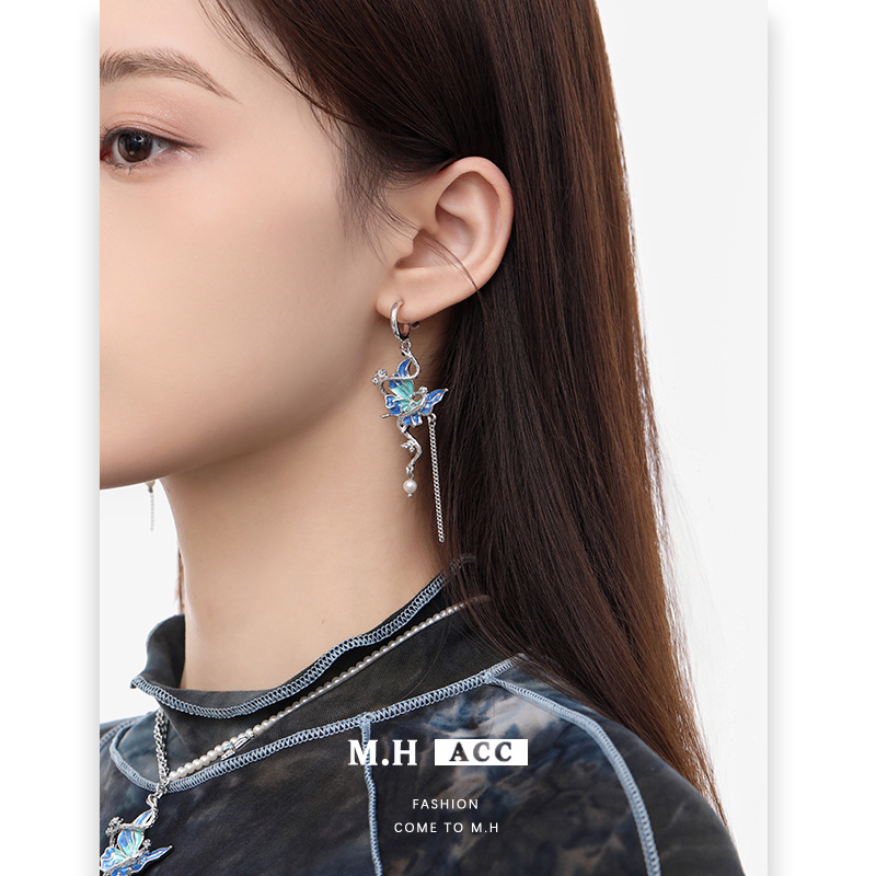 925 Silver Needle Butterfly and Snake Earrings, Korean-style high-end, cool, ins style, versatile earrings, fashionable and light luxury earrings for women details Picture