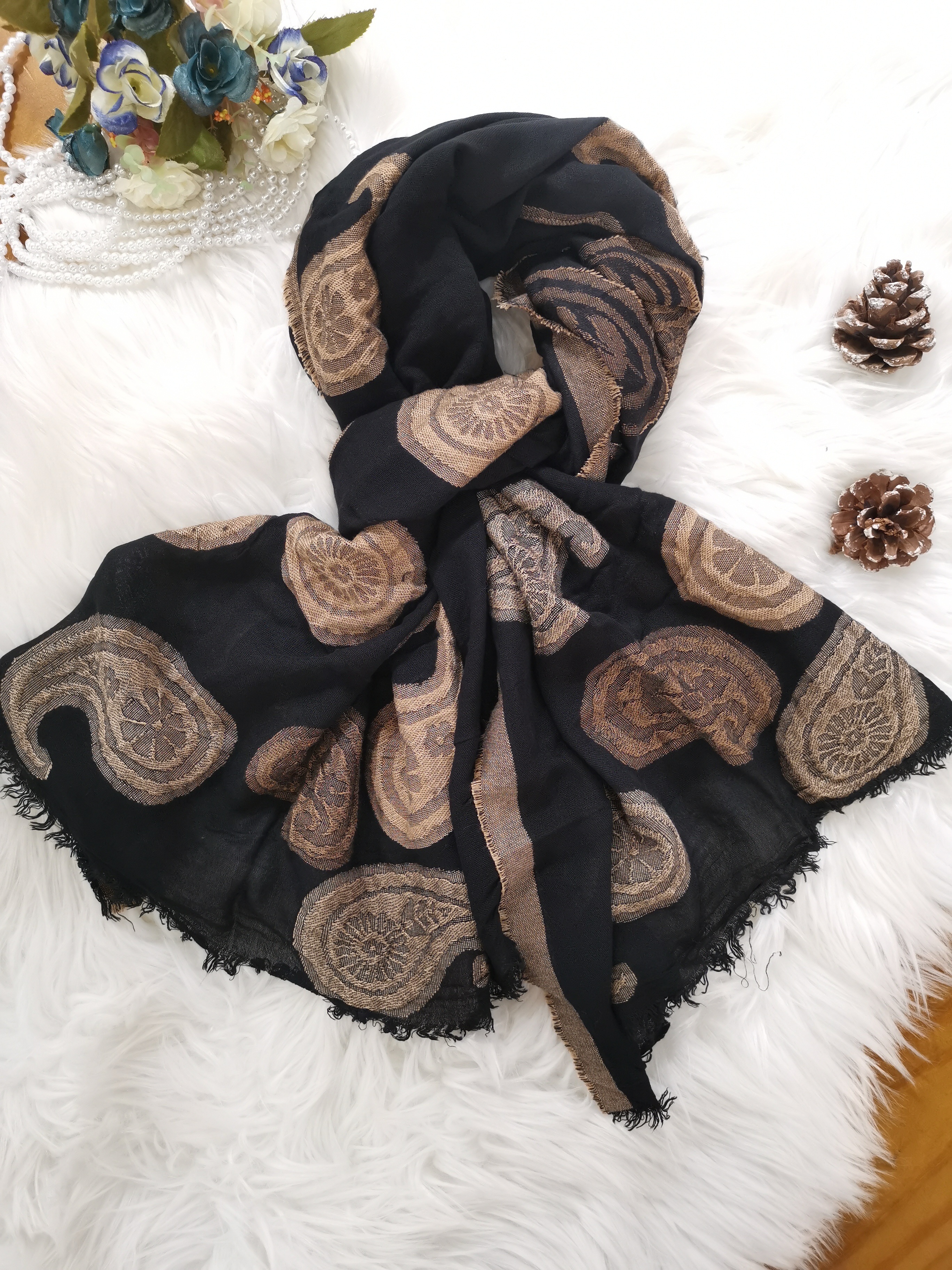 丝巾/国风/真丝丝巾/小方巾真丝/头巾女款长款穆斯林白底实物图