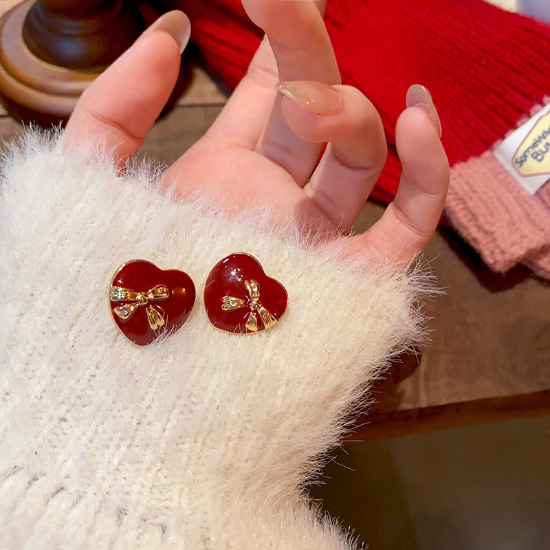 Ankela red glazed heart-shaped stud earrings for women, retro Hong Kong-style bow New Year earrings, sweet design sense earrings Specification drawing