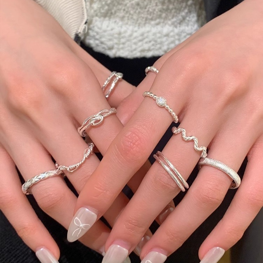s925 sterling silver geometric ring, a unique and fashionable design for women, is a light luxury, simple and versatile index finger ring details Picture
