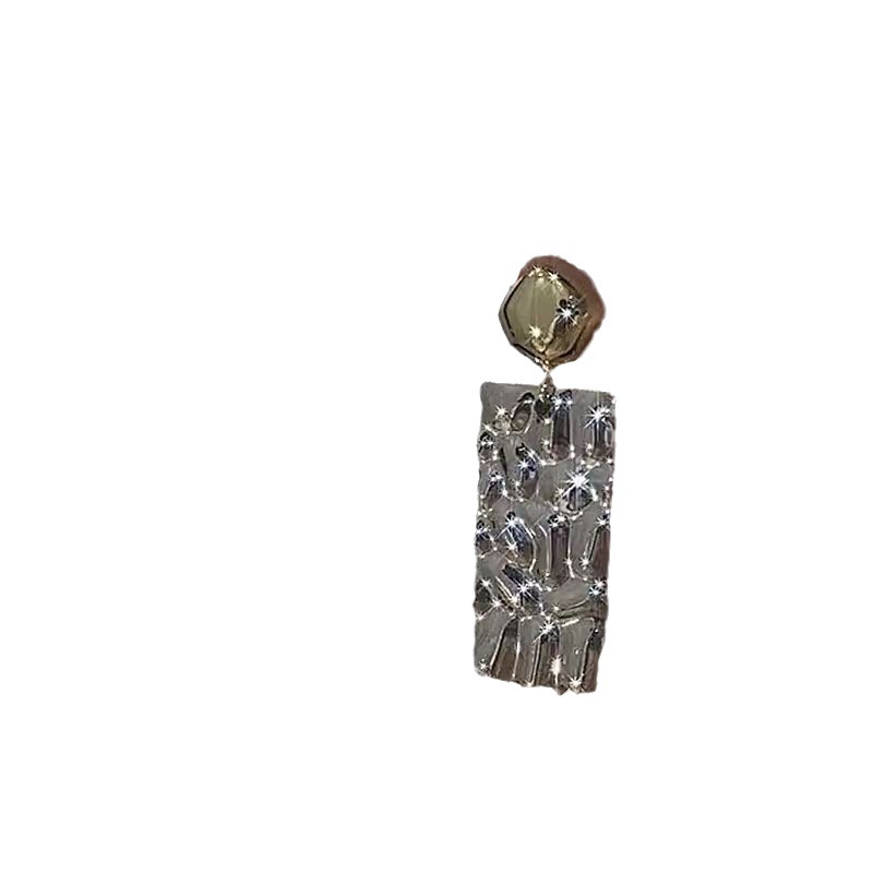 New metallic style, color-blocking geometric long stud earrings, women's light luxury, versatile, elegant and high-end earrings, internet-famous earrings Item Picture