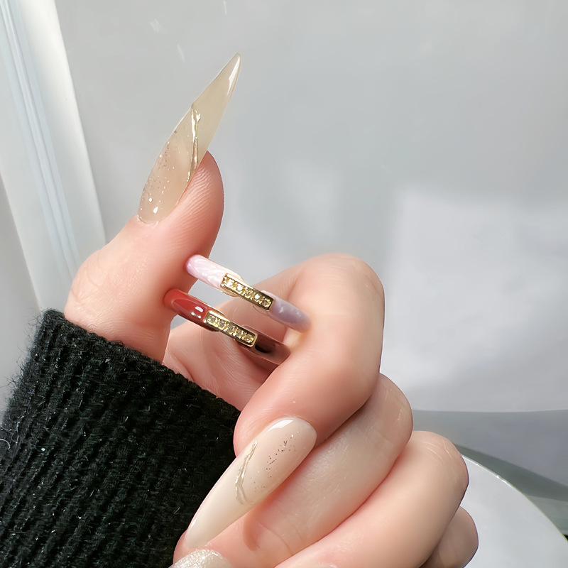 The new autumn and winter sweet and cool enamel red drip glaze fine ring simple open ring is a fashionable and high-end niche ring for women Application Scenario