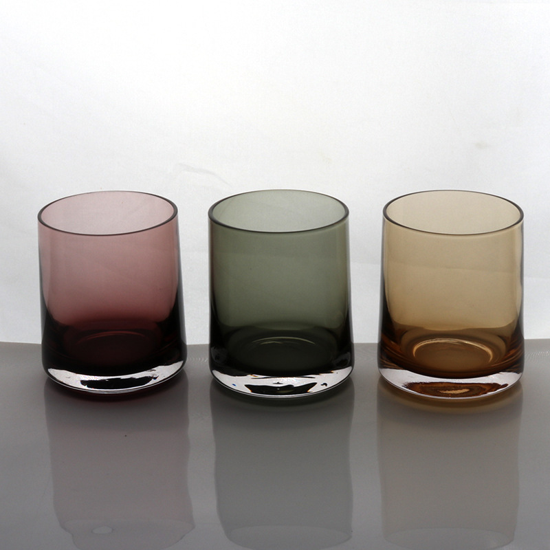 Wholesale hotel room glass mouthwash cups, creative and simple colored glass cups, colorants, straight glass mouthwash cups details Picture