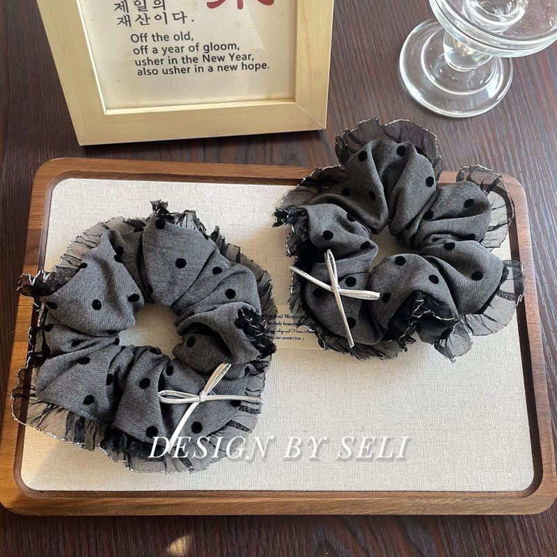 The silver bow polka dot high-end large intestine hair band, French lace style, black internet-famous hair tie, hair accessory and leather band details Picture