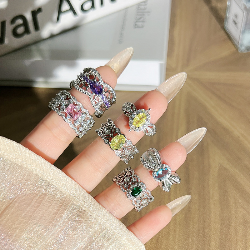 High-end colored gemstones, exquisite internet-famous hollowed-out opening ring, women's double-layer light luxury, niche design sense, best friend ring trend full figure